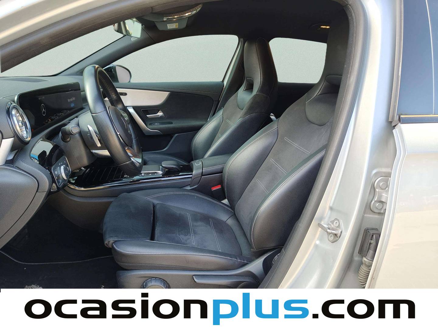 Foto asientos delanteros Mercedes Clase A Mercedes Clase A 180 d (116 CV) Pack AMG