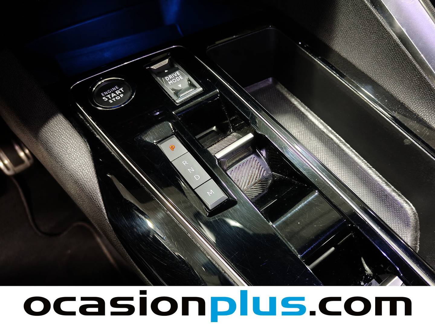 Foto Peugeot 3008 Peugeot 3008 PureTech 130 S&S GT EAT8 (130 CV)