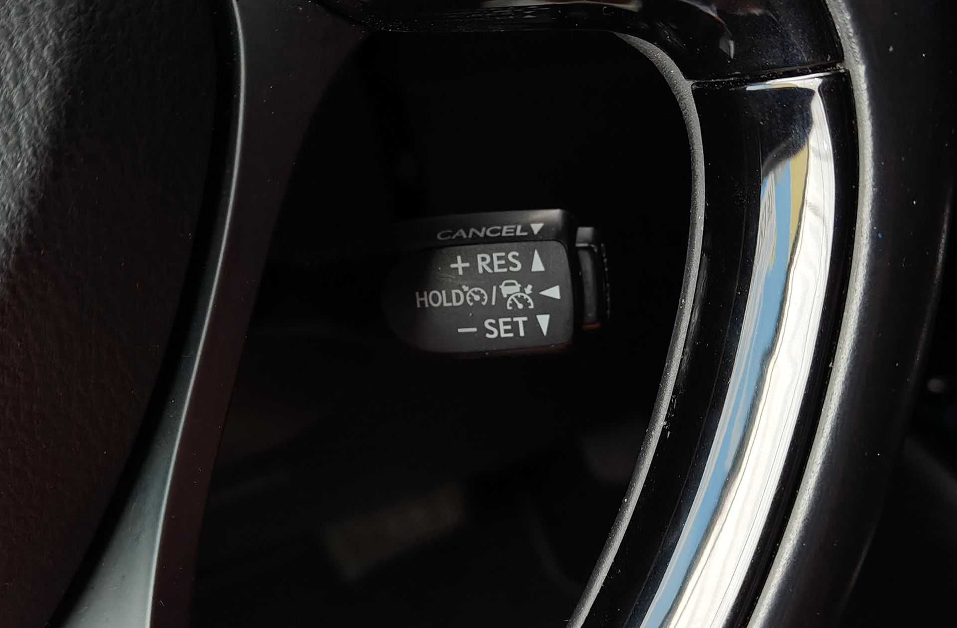 Toyota C-HR 1.8 125H Advance - foto 33