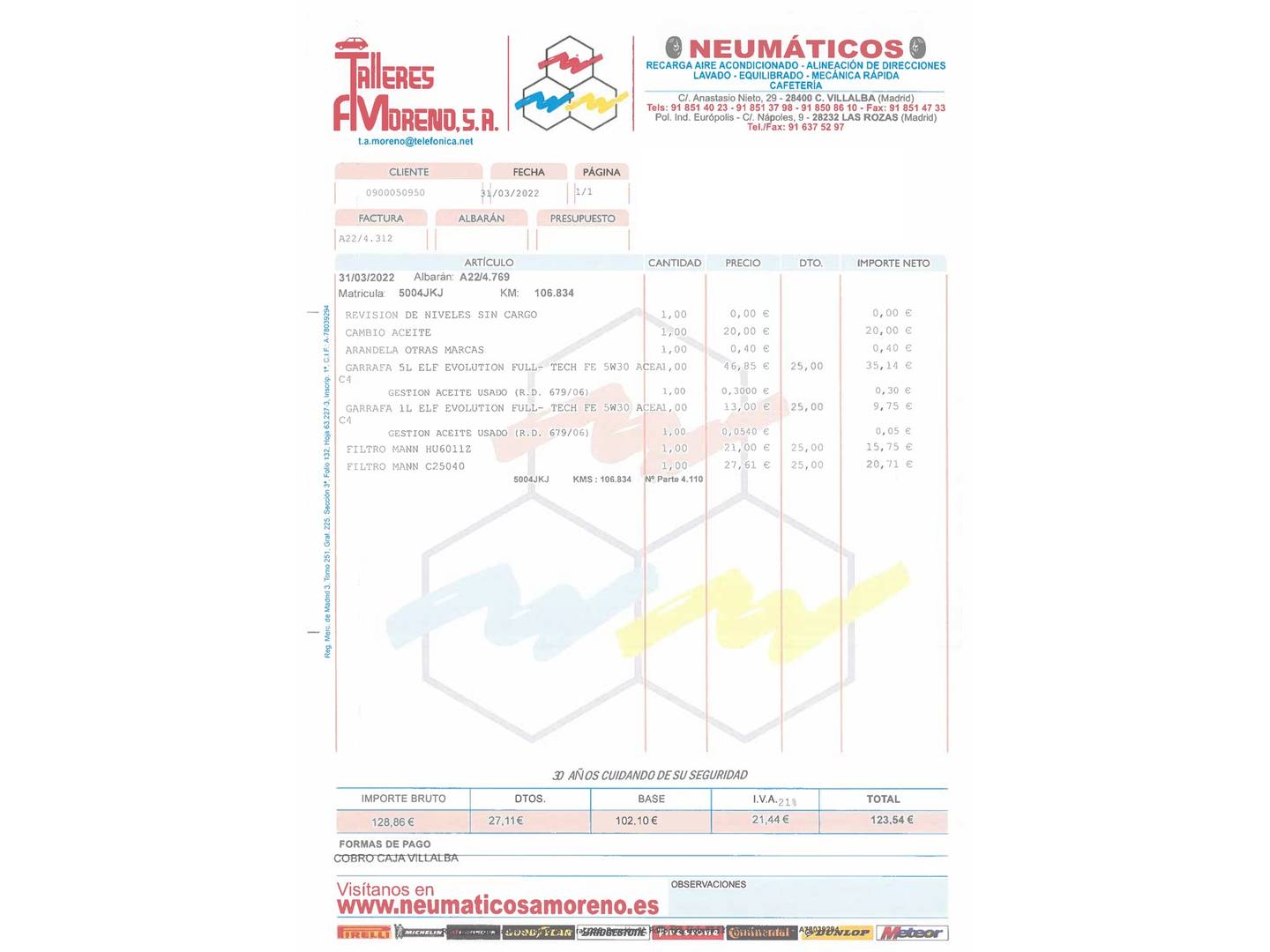 Foto del mantenimiento del Toyota Corolla Toyota Corolla 1.8 125 Híbrido Active Tech E-CVT (122 CV)