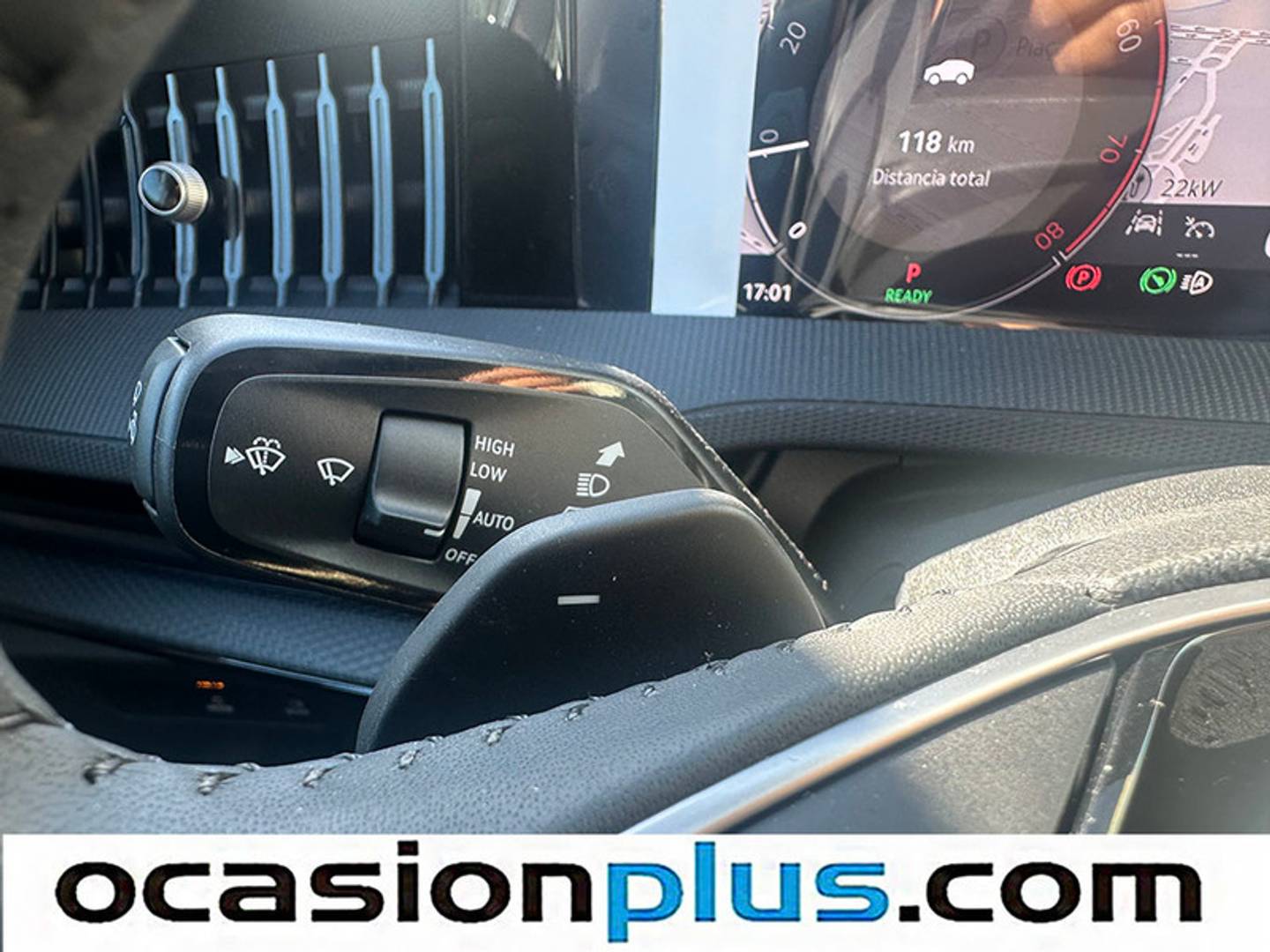 Foto Skoda Superb Skoda Superb 1.5 TSI m-HEV Essence DSG (150 CV)