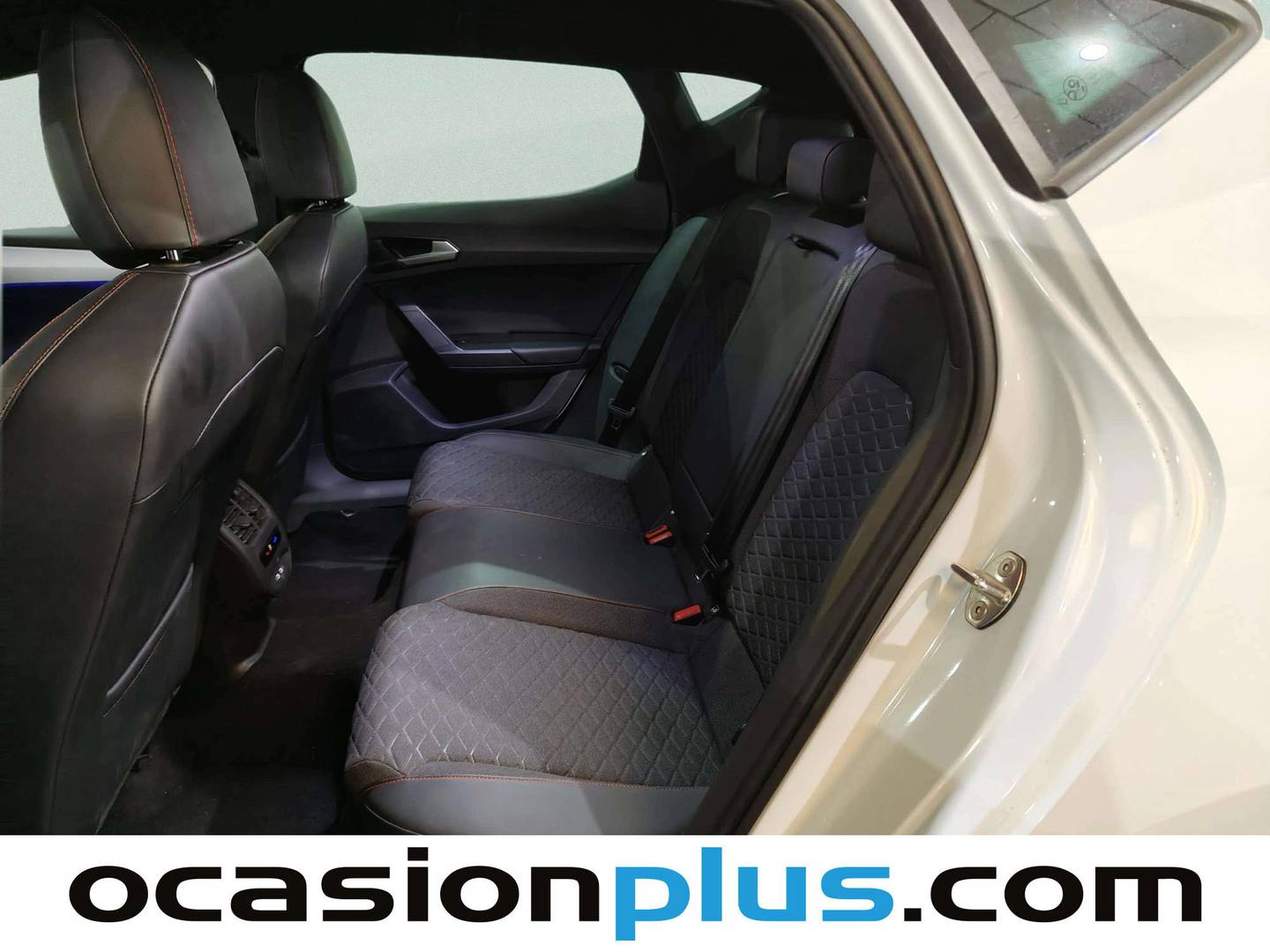 Fotos maletero Seat León Seat León 1.5 TSI S&S FR 25 Aniversario (116 CV)