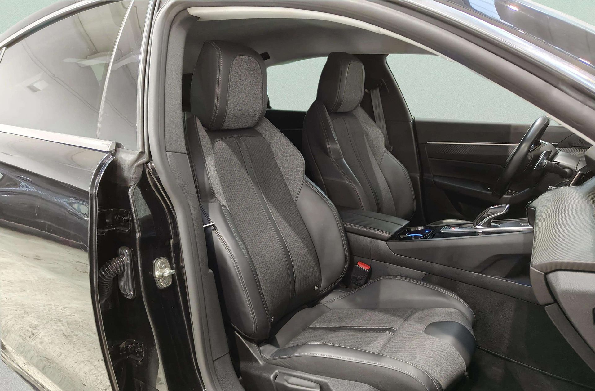 Peugeot 508 BlueHDi 160 Allure EAT8 - foto 20