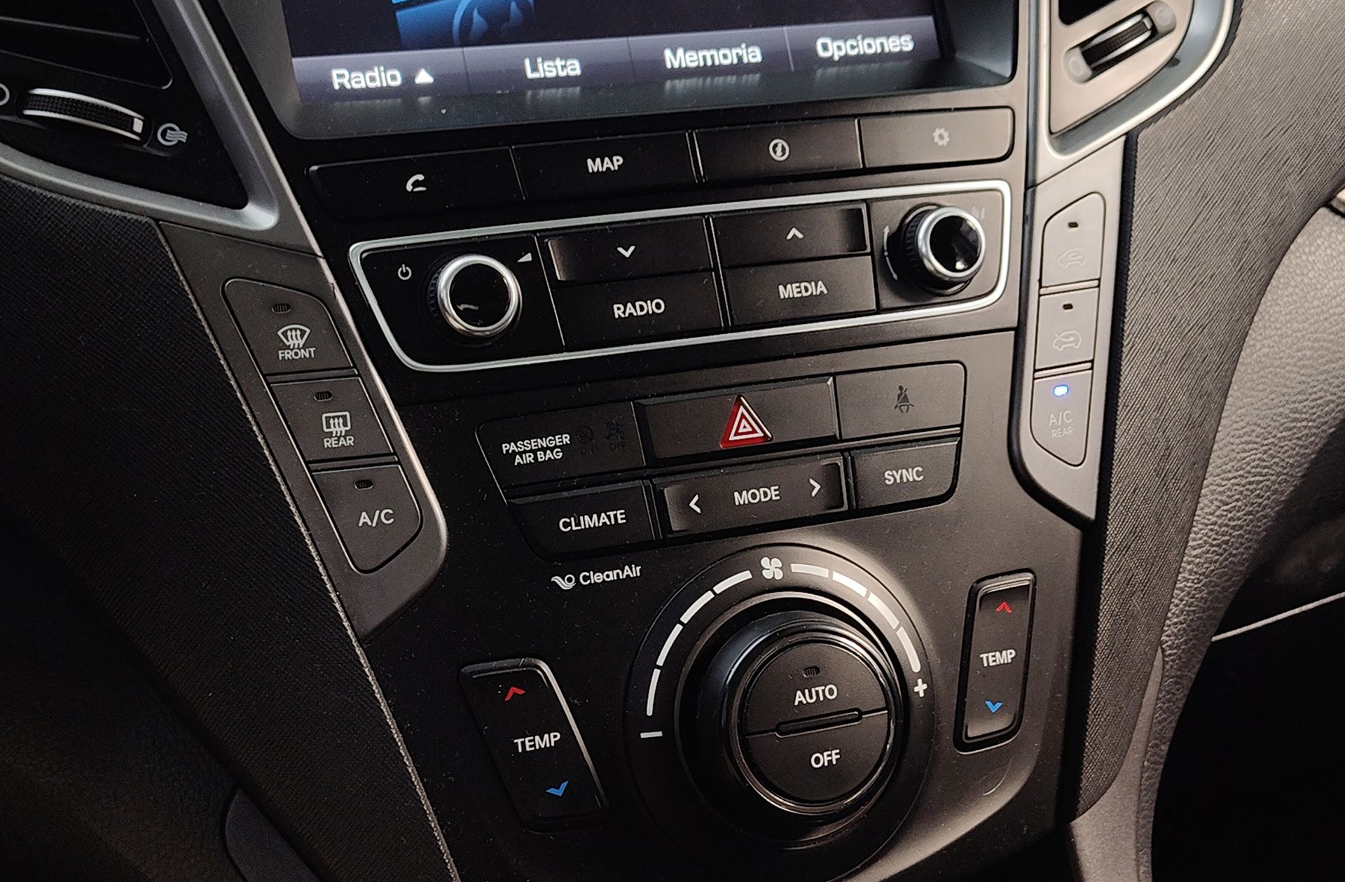 Hyundai Santa Fe 2.2 CRDi SLE 4x2 7S 7 plazas - foto 33