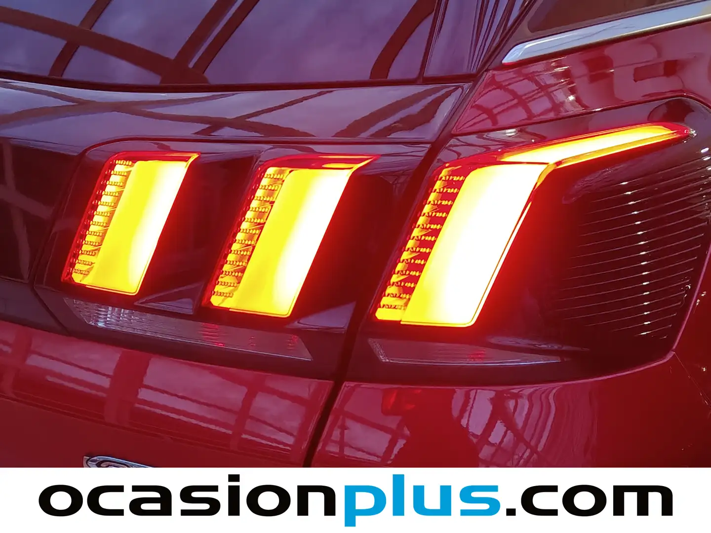 Foto Peugeot 3008 Peugeot 3008 PureTech 130 S&S GT Line (130 CV)