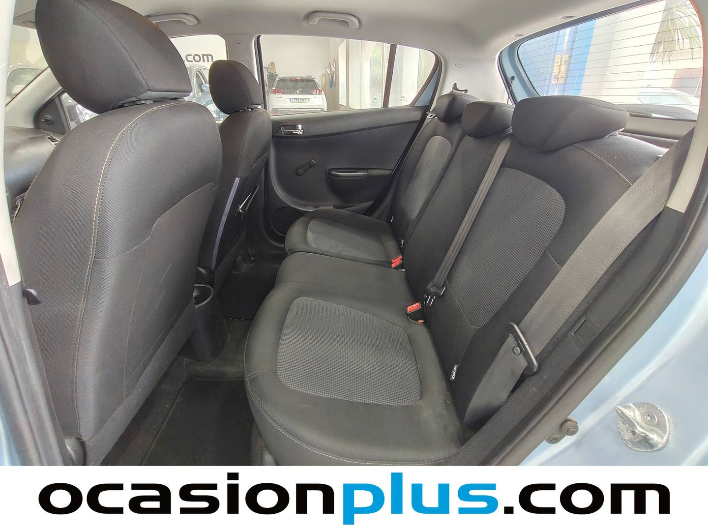 Foto asientos traseros Hyundai i20 Hyundai i20 1.4 CRDI SLE (90 CV)