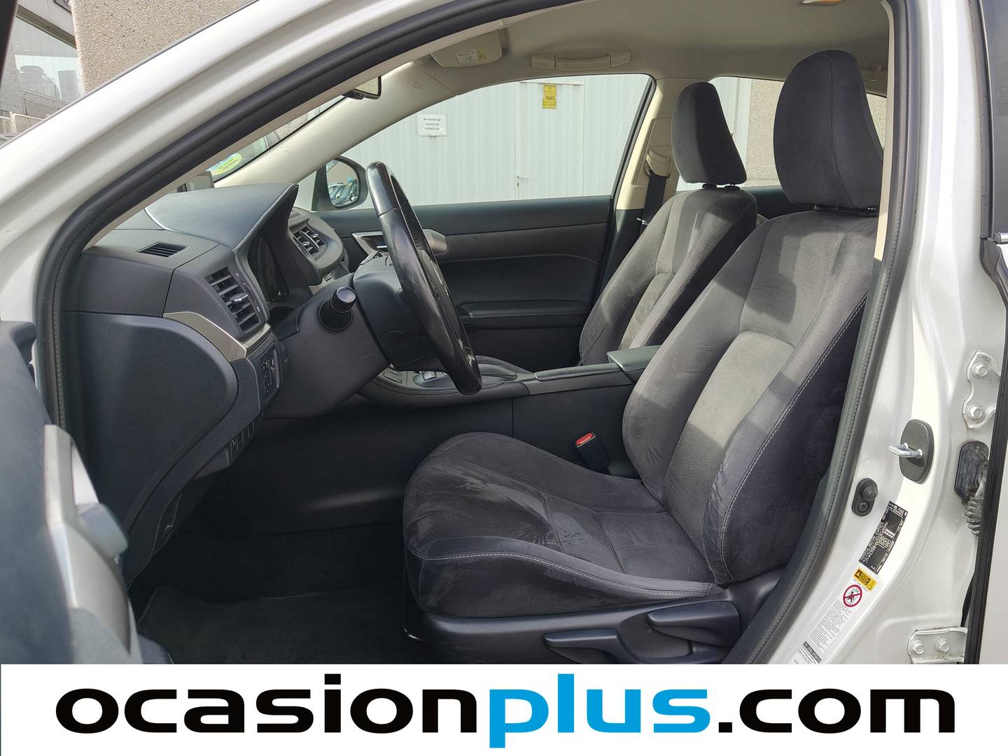 Foto asientos delanteros Lexus CT Lexus CT 200h Business (136 CV)