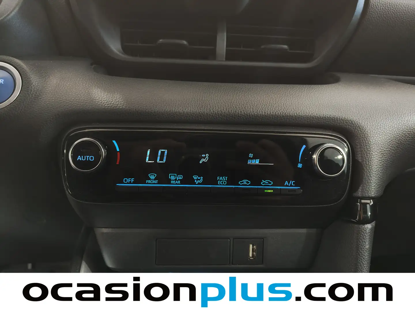 Foto Toyota Yaris Toyota Yaris 120H Business Plus (116 CV)