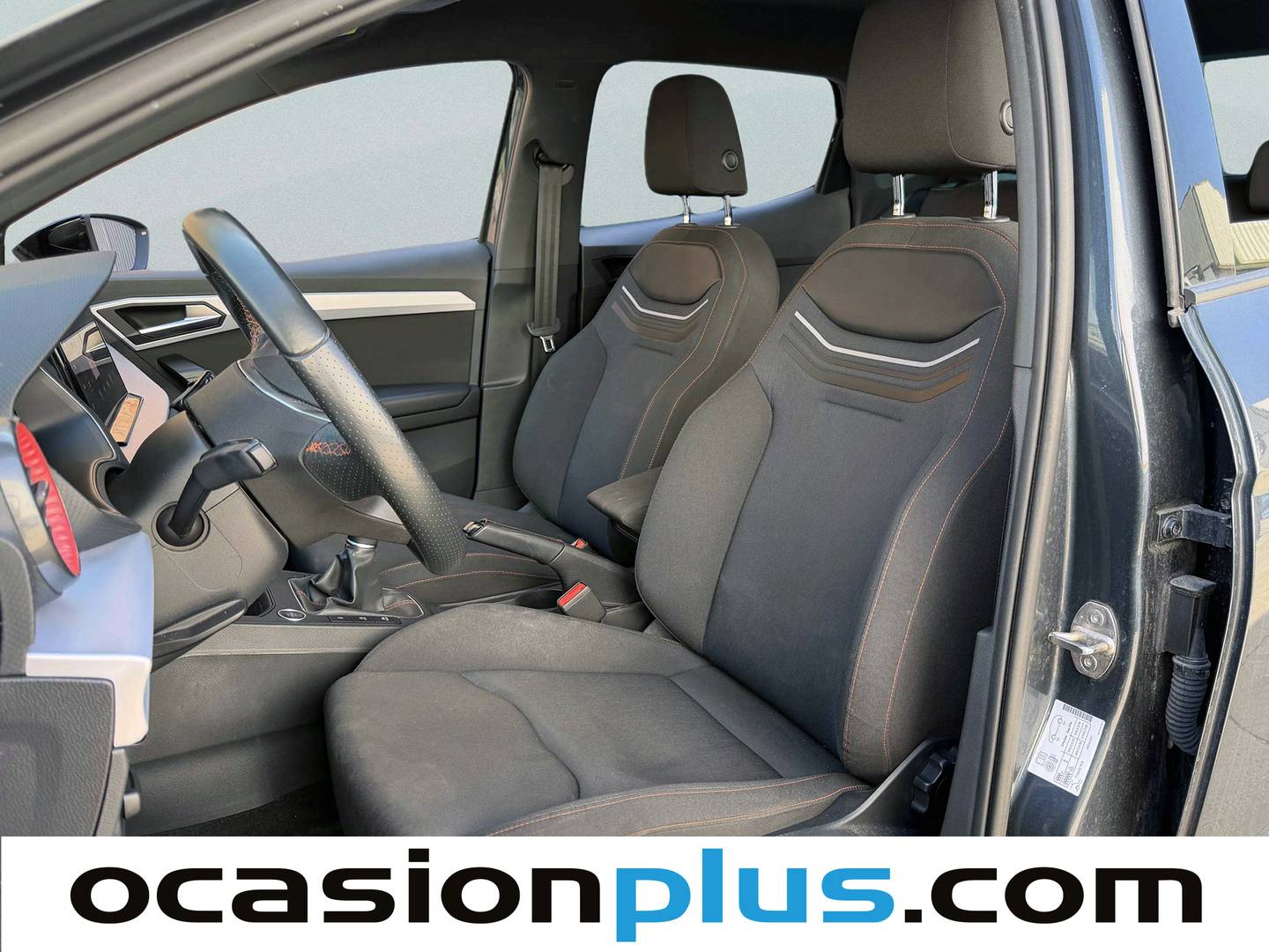 Foto asientos delanteros Seat Ibiza SEAT Ibiza 1.0 TSI S&S FR XL (110 CV)
