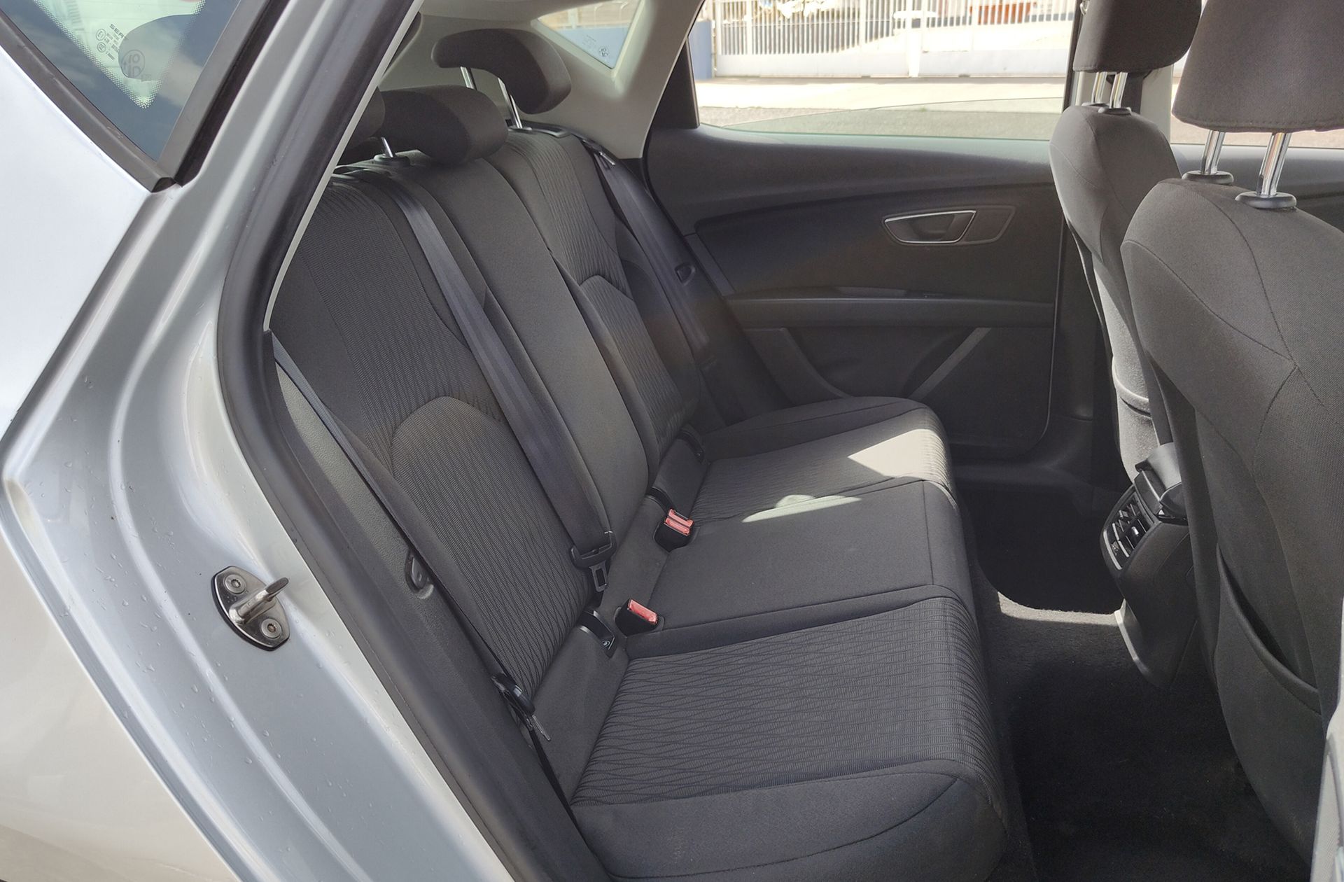 SEAT León 1.6 TDI Style - foto 12