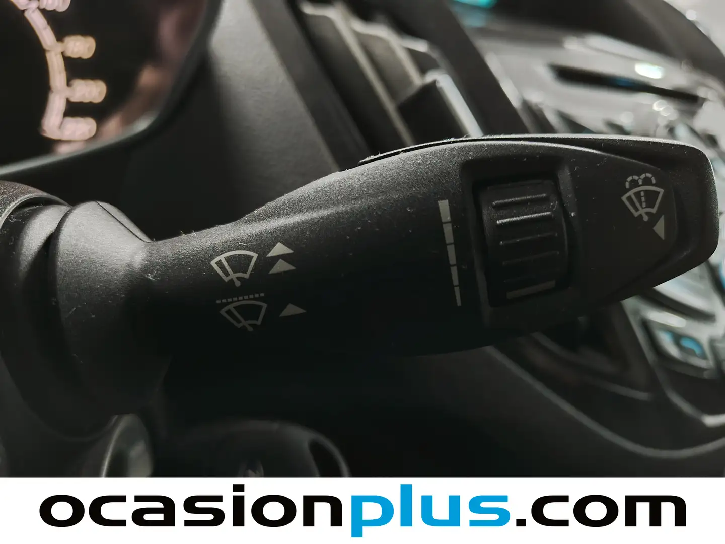 Foto Ford Tourneo Courier Ford Tourneo Courier 1.0 EcoBoost Titanium (100 CV)