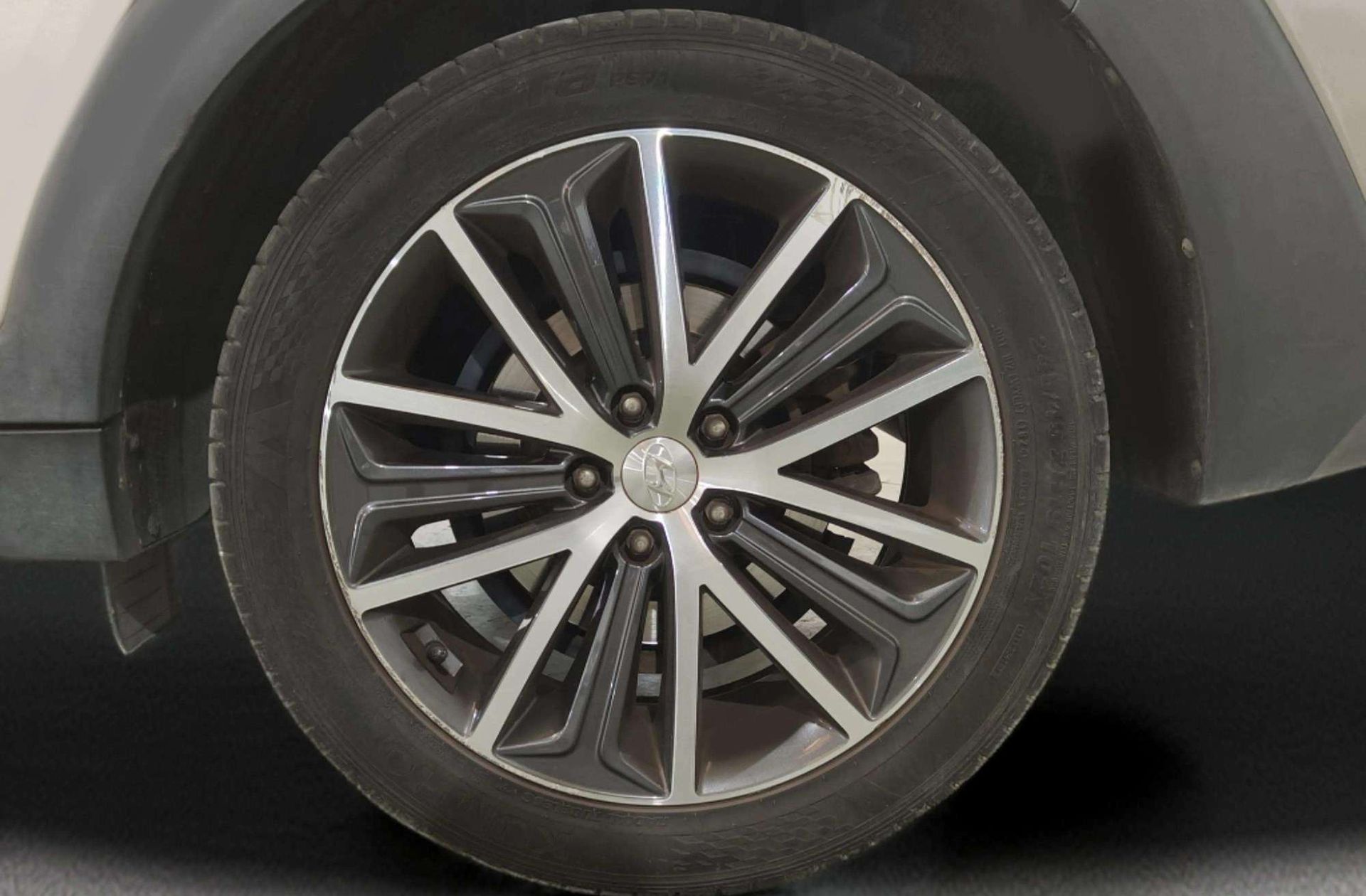 Hyundai Tucson 1.6 T-GDi BlueDrive Go! Sky DCT 4x2 - foto 32