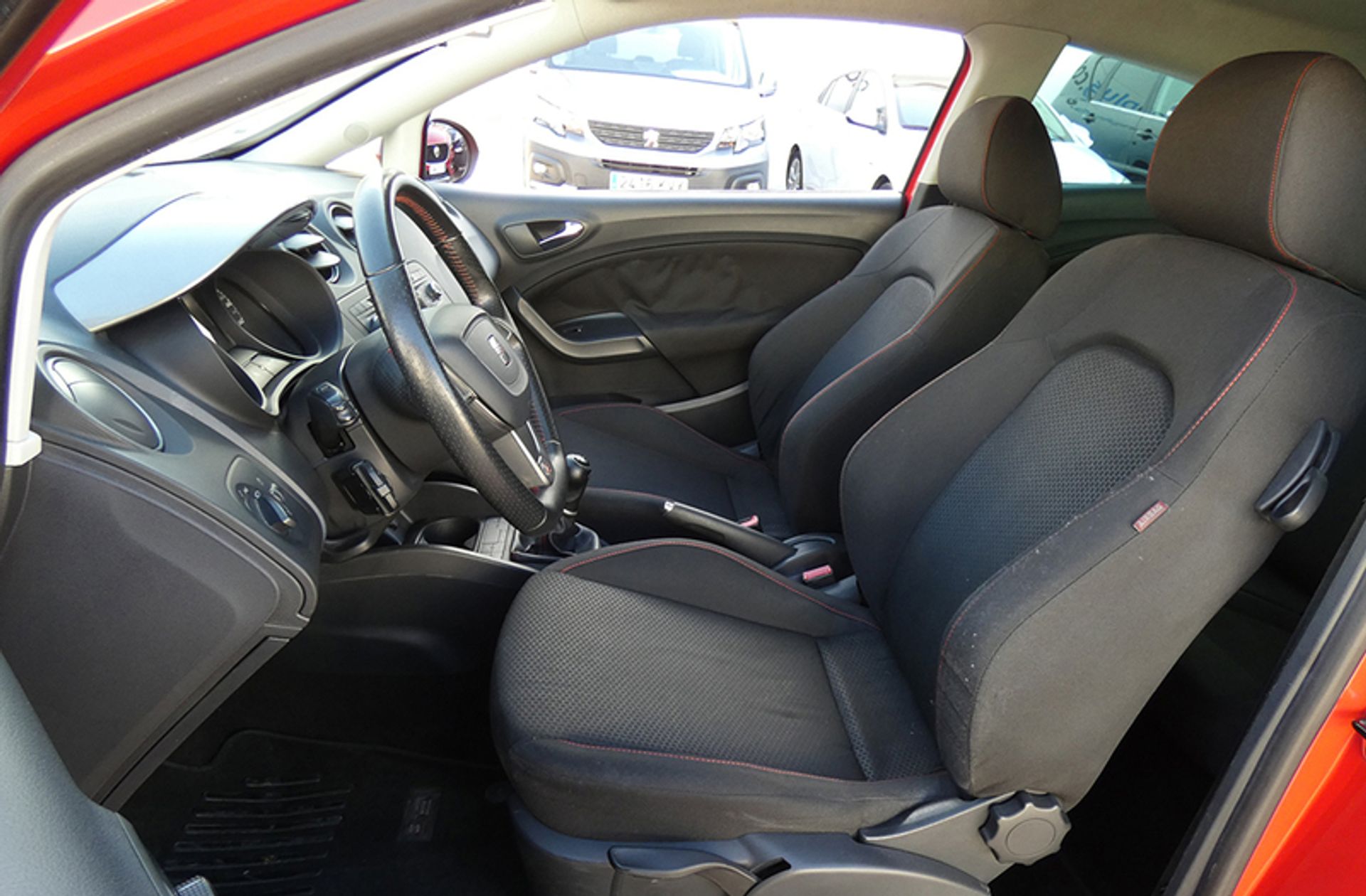 SEAT Ibiza SC SC 2.0 TDI FR - foto 8