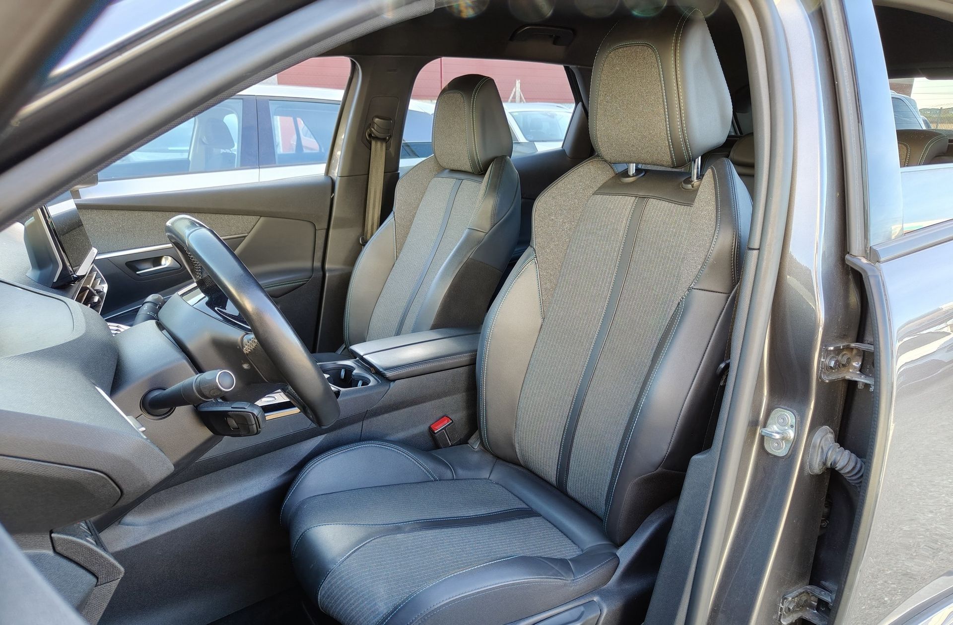 Peugeot 3008 PureTech 130 Allure Pack - foto 13