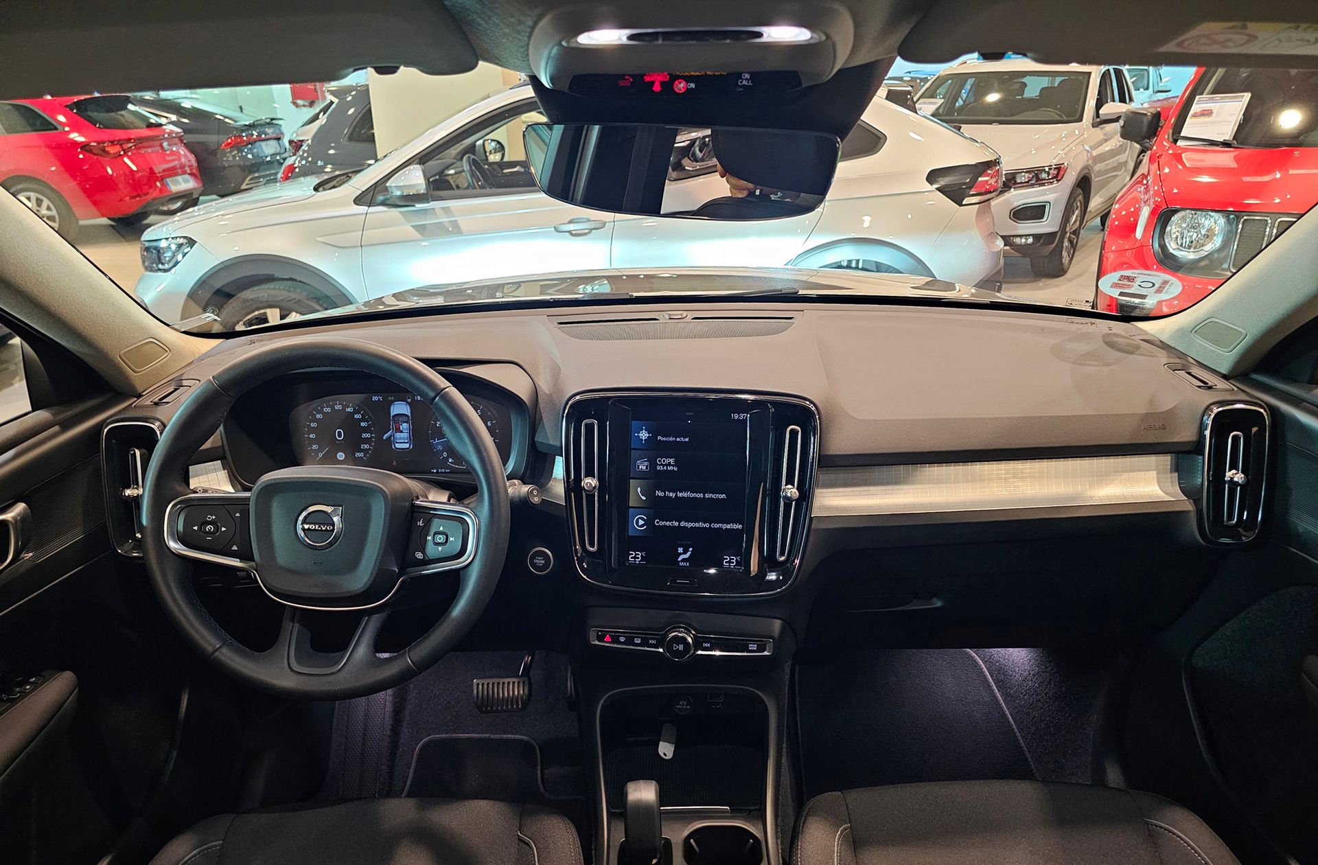 Volvo XC40 T2 Core - foto 6