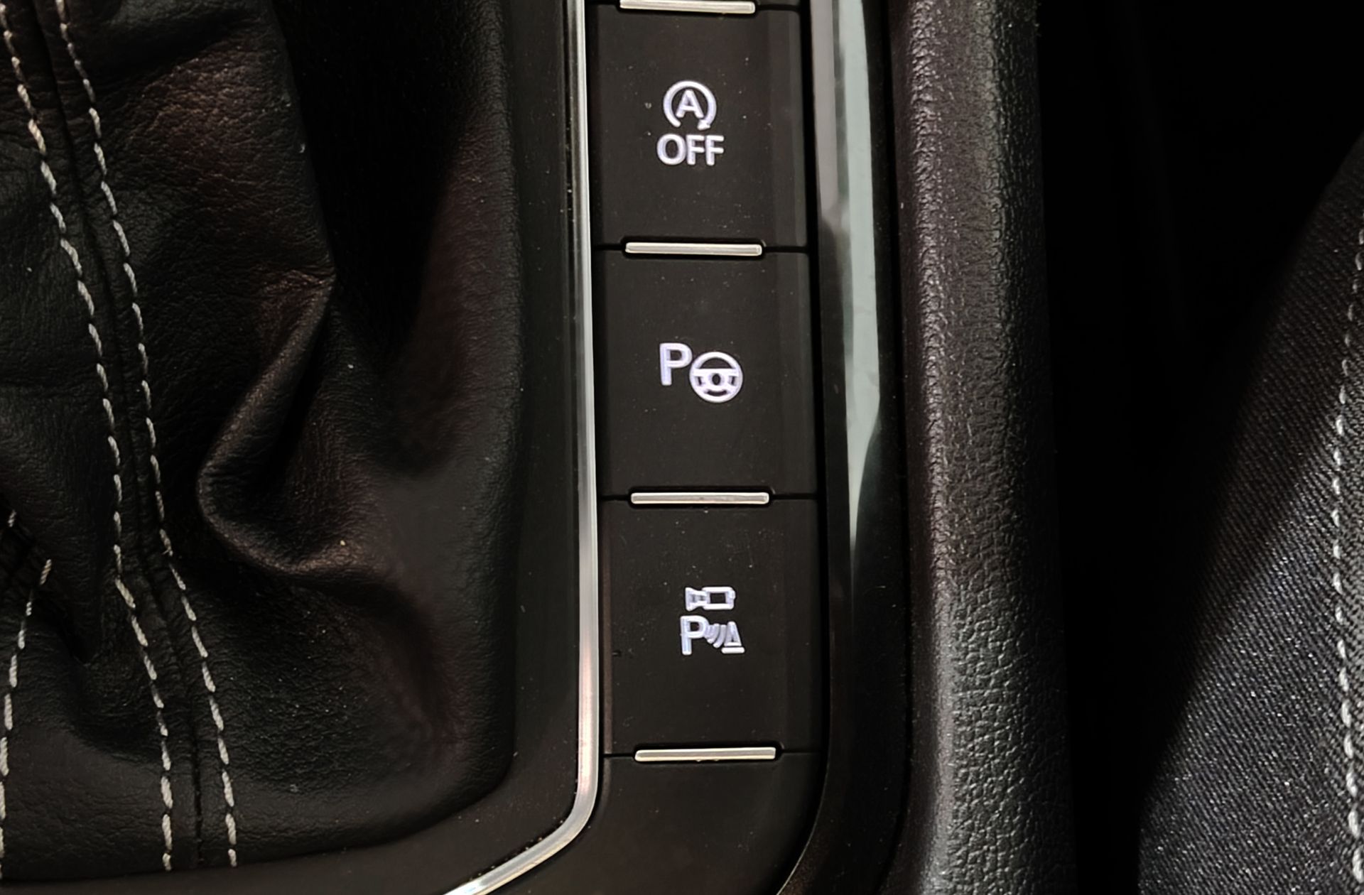 Volkswagen Tiguan Sport 1.4 ACT TSI DSG Paquete R-Line - foto 38