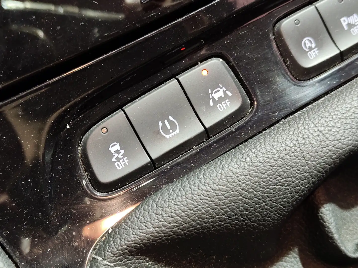 Foto Opel Grandland X Opel Grandland X 1.2 Turbo S&S ecoTEC Excellence (130 CV)