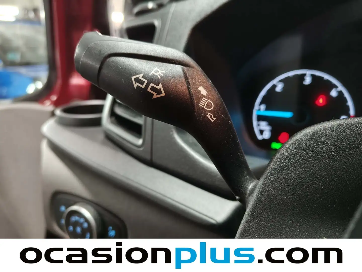 Foto Ford Transit Custom Ford Transit Custom Kombi 2.0 TDCI MHEV 320 L1 Trend  8 Plazas (130 CV)