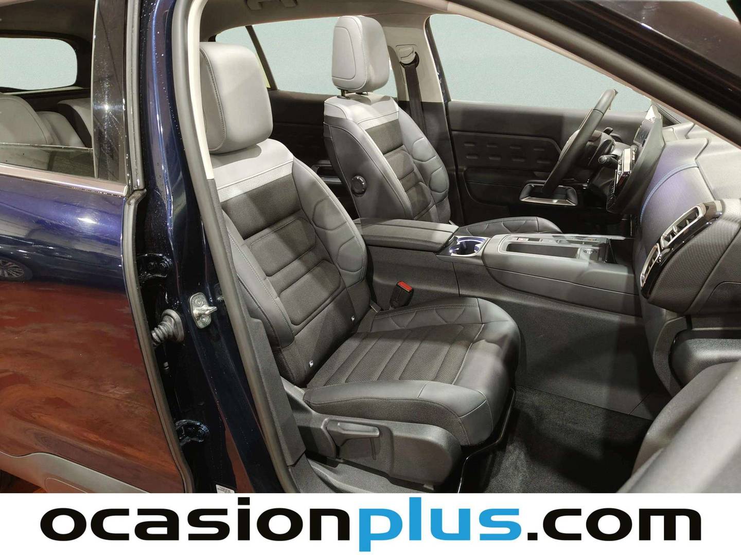 Foto Citroën C5 Aircross Citroen C5 Aircross Plug-in Hybrid Max e-EAT8 (225 CV)