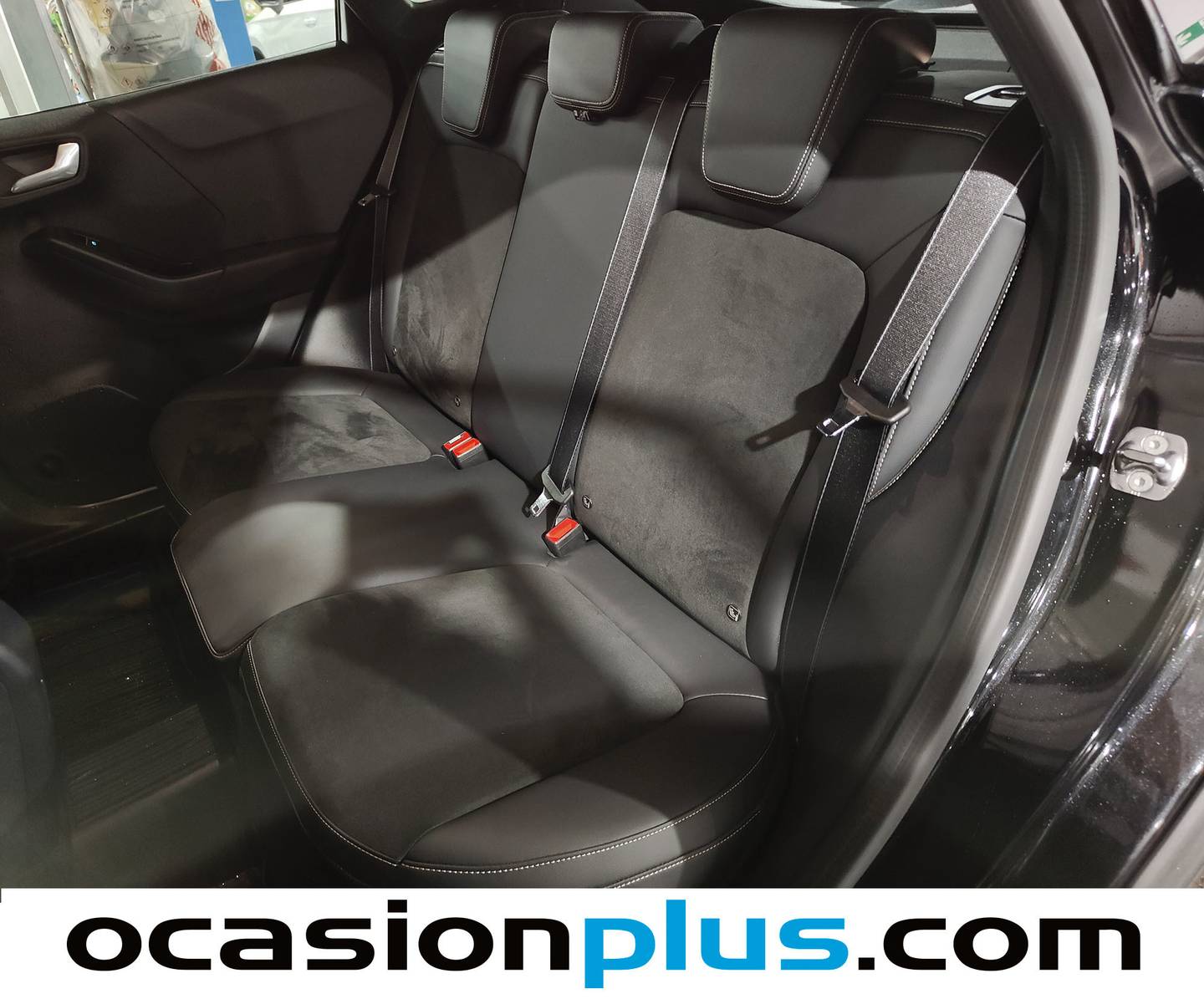 Foto Ford Puma Ford Puma 1.5 EcoBoost ST Gold Edition  (200 CV)