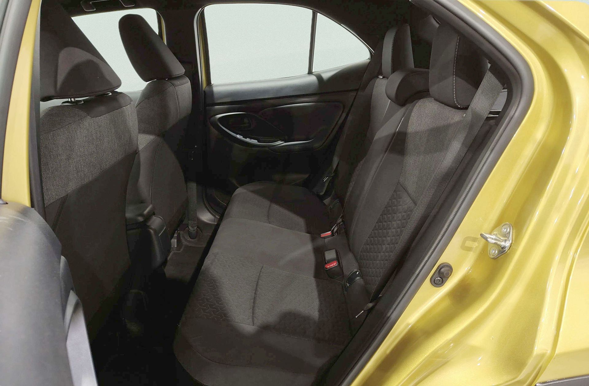 Toyota Yaris Cross 120H Active Tech - foto 12