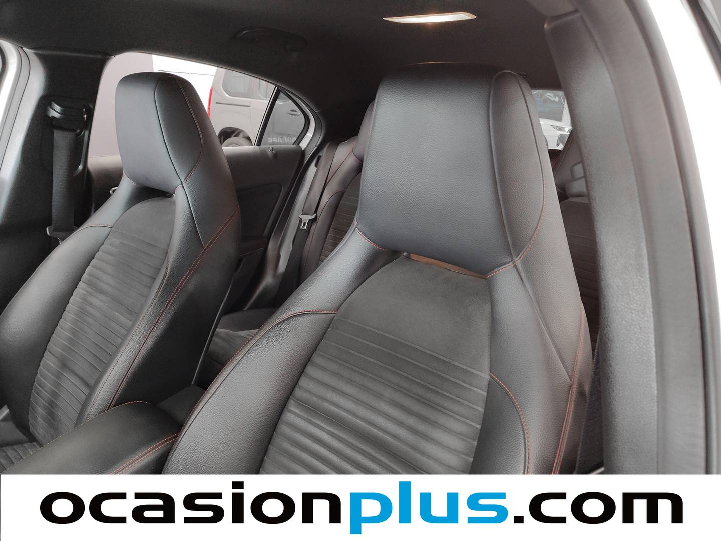 Acabados Mercedes Clase A Mercedes Clase A 200 d AMG Line (136 CV)
