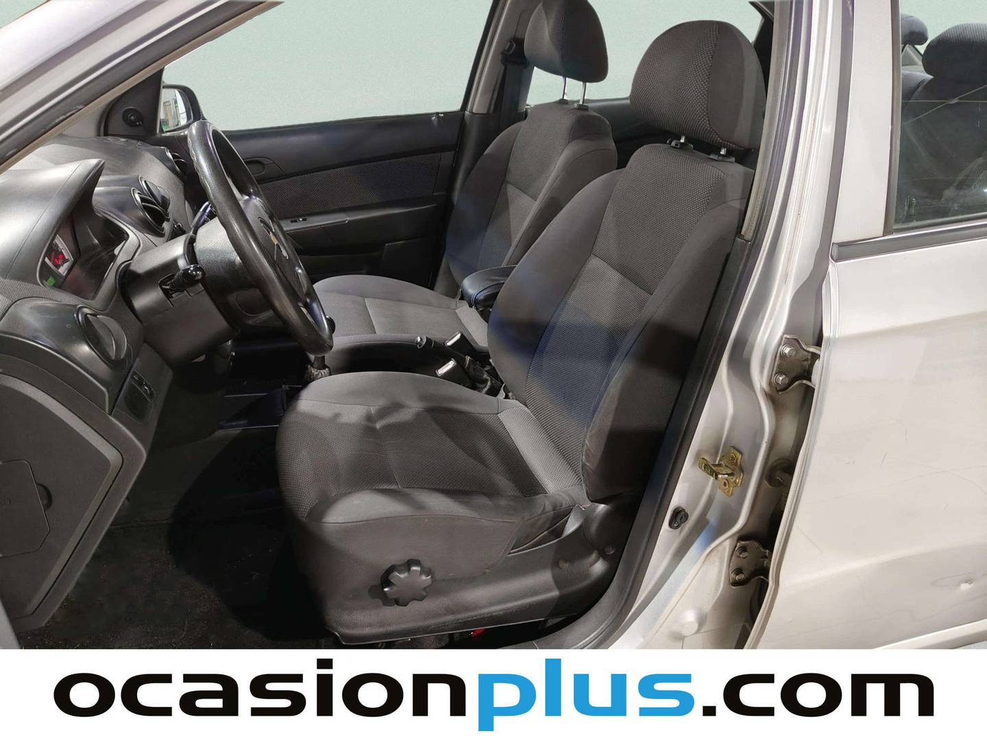 Foto asientos delanteros Chevrolet Aveo Chevrolet Aveo 1.4 16v LS (94 CV)