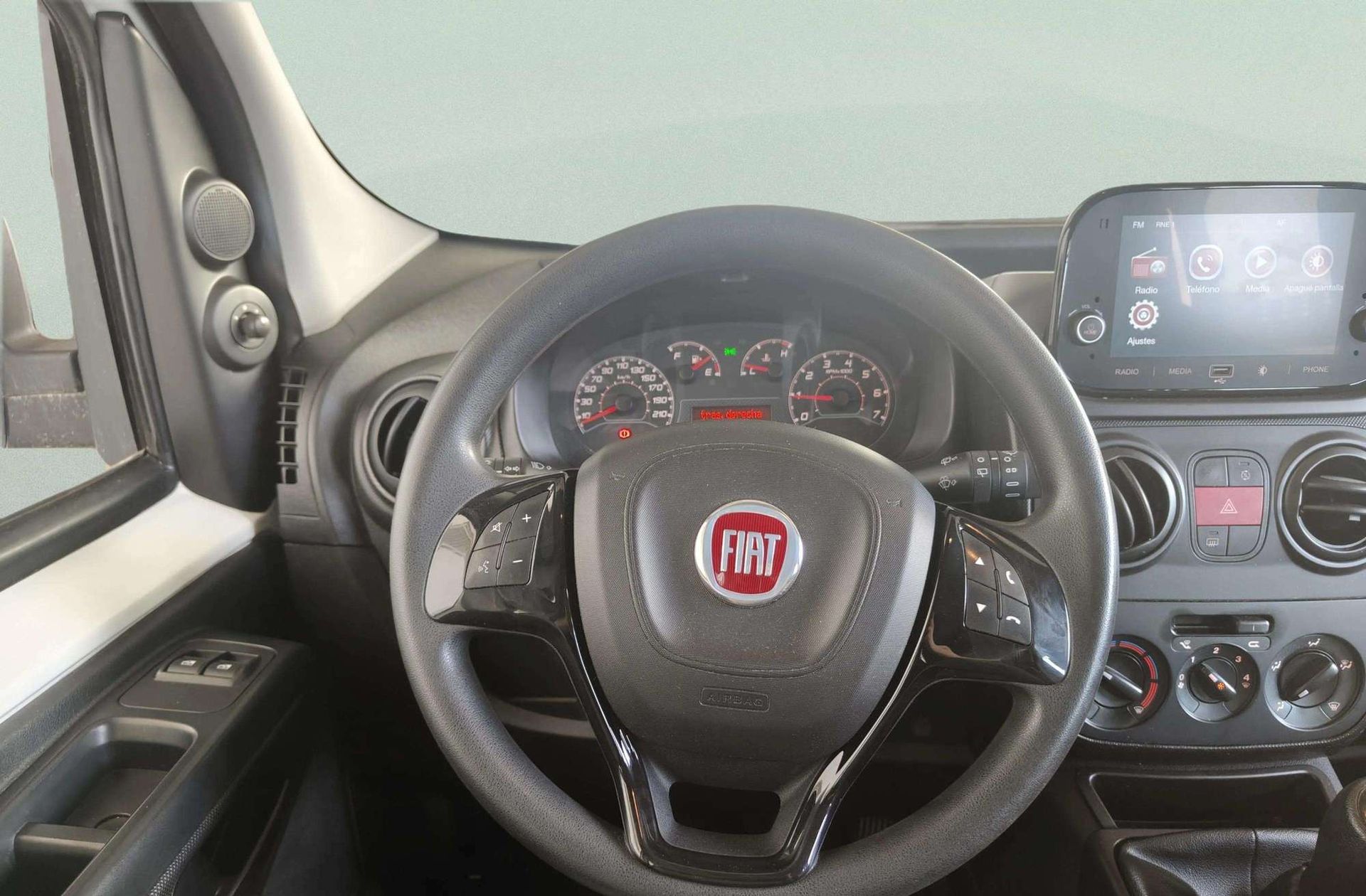 Fiat Fiorino Combi 1.3 MultiJet SX N1 - foto 16