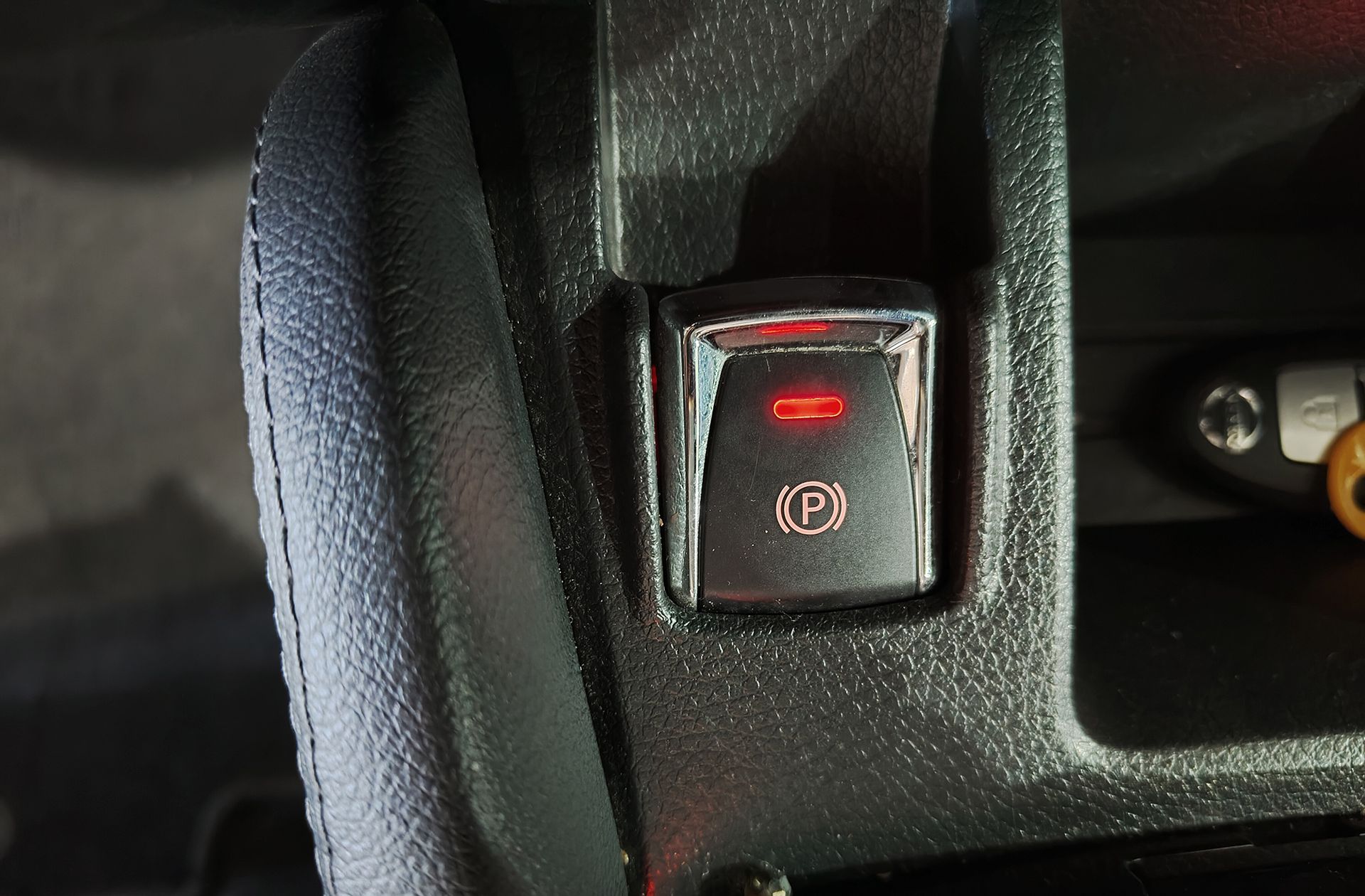 Nissan Qashqai DIG-T 115 N-Connecta Xtronic - foto 27