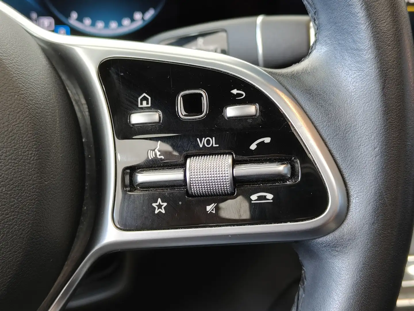 Foto Mercedes EQC Mercedes-Benz EQC SUV EQC SUV 400 4Matic (408 CV)