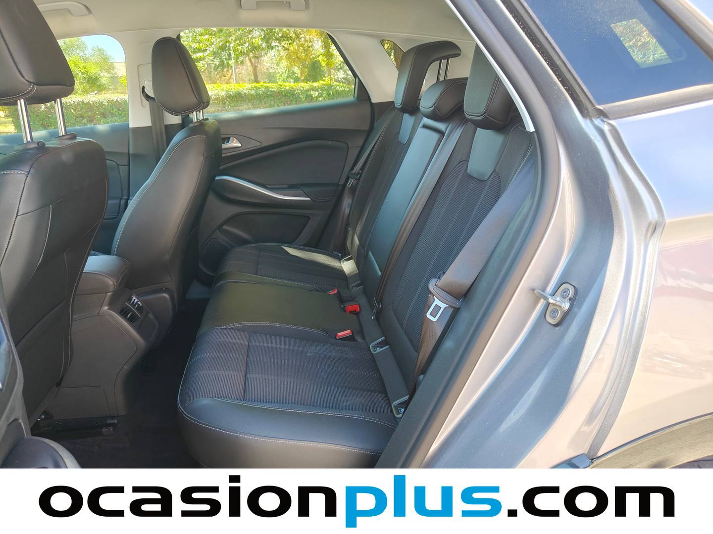 Foto asientos traseros Opel Grandland Opel Grandland 1.2 Turbo XHT S&S GS (130 CV)