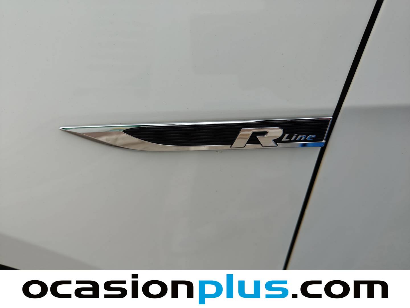 Equipamiento del Volkswagen Golf Volkswagen Golf Sport R-Line 2.0 TDI (150 CV) DSG