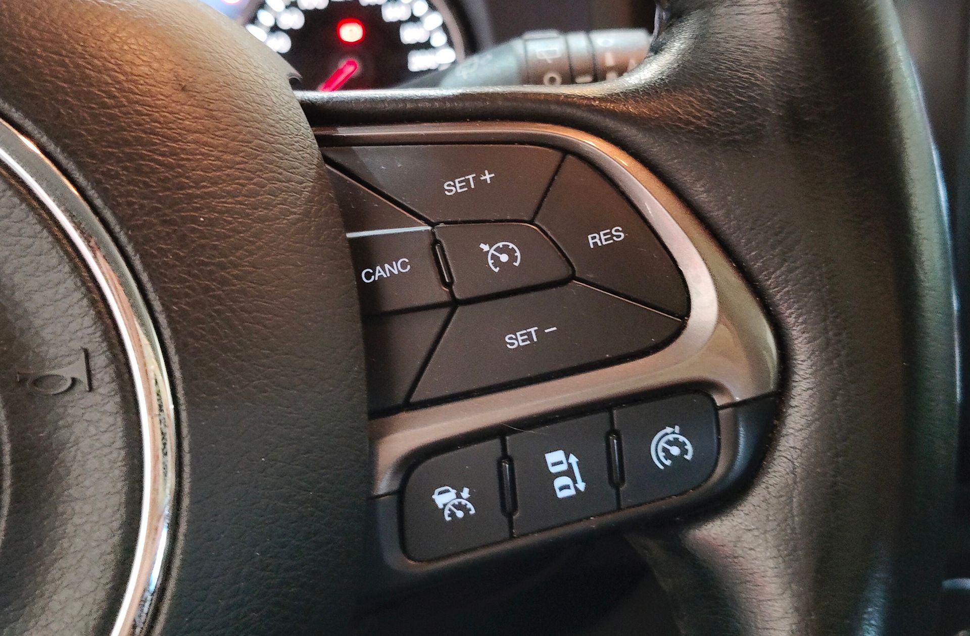 Jeep Renegade 1.3G Limited 4x2 Ddct - foto 25