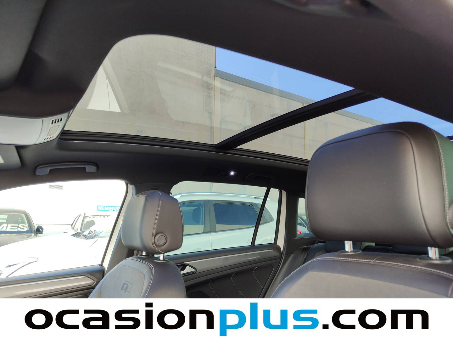 Extras y acabados del Volkswagen Tiguan Volkswagen Tiguan Sport 2.0 TSI 4Motion (180 CV) DSG Pack R-Line