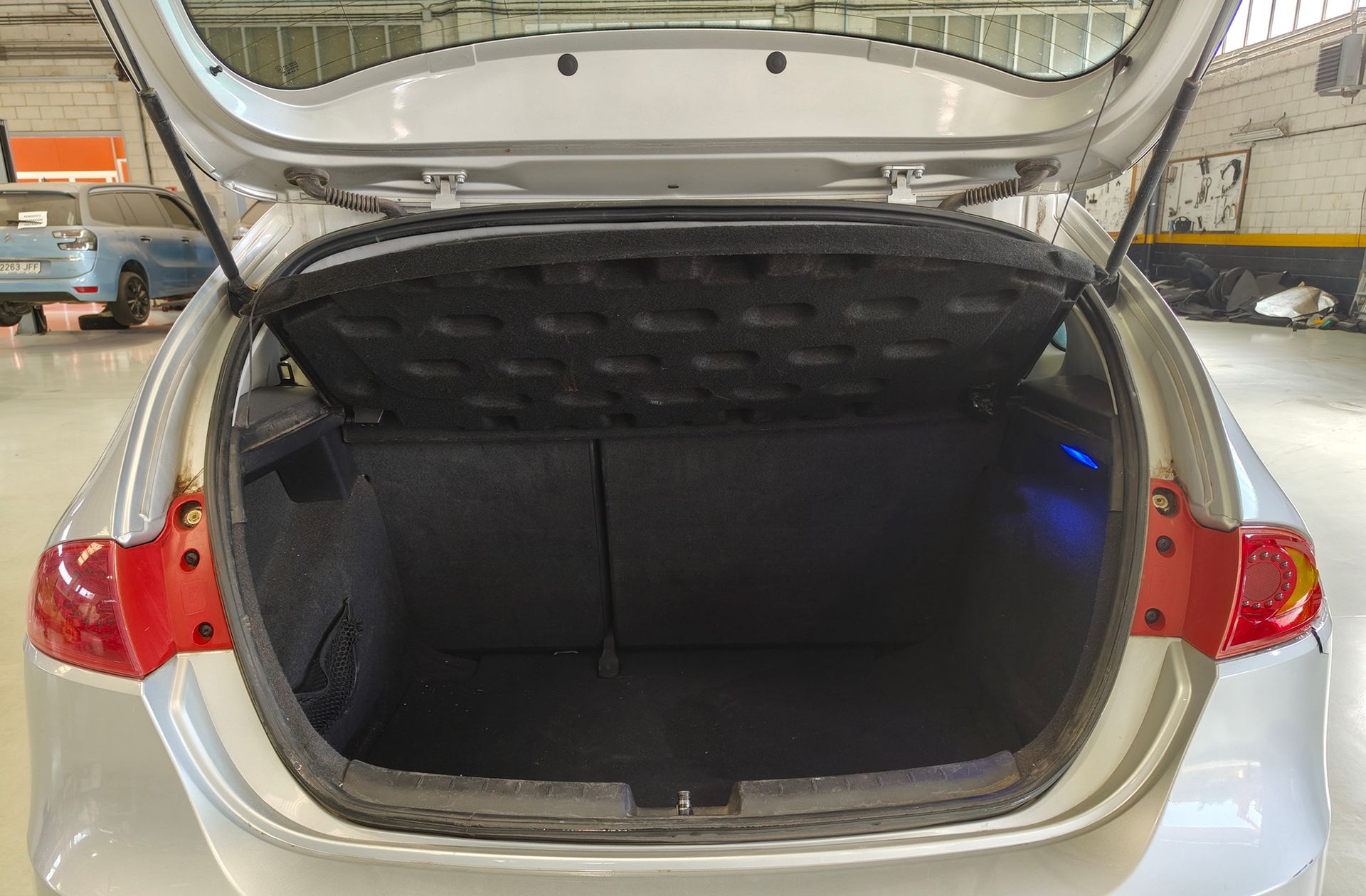SEAT León 1.6 TDI Style - foto 12