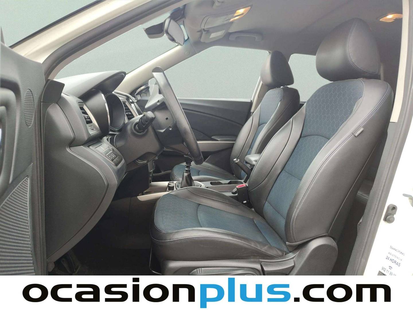 Foto asientos delanteros SsangYong Tivoli SsangYong Tivoli G16 Limited 4x2 (128 CV)