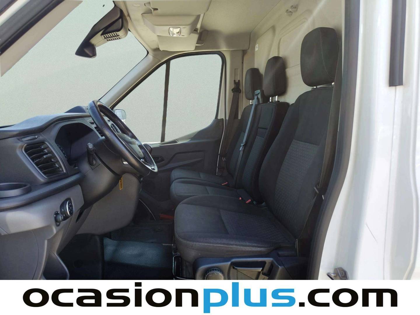 Foto asientos delanteros Ford Transit Ford Transit Furgon 350 L3H2 Trend RWD (130 CV)