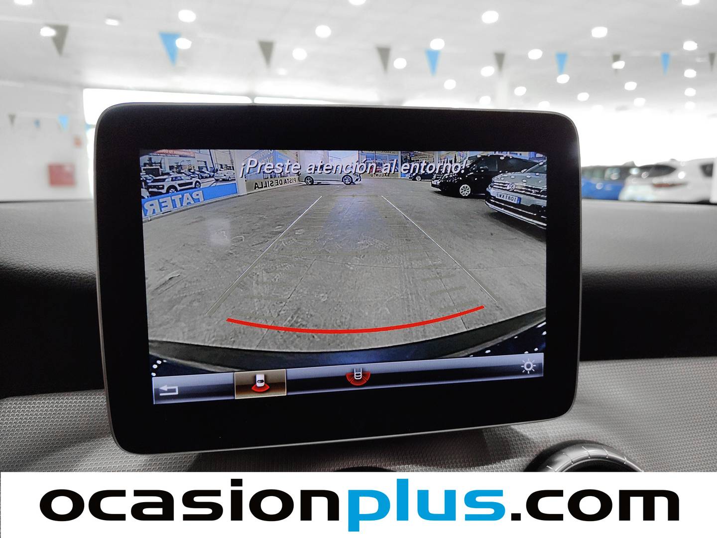 Equipamiento del Mercedes CLA Mercedes CLA Shooting Brake 200 d (136 CV)