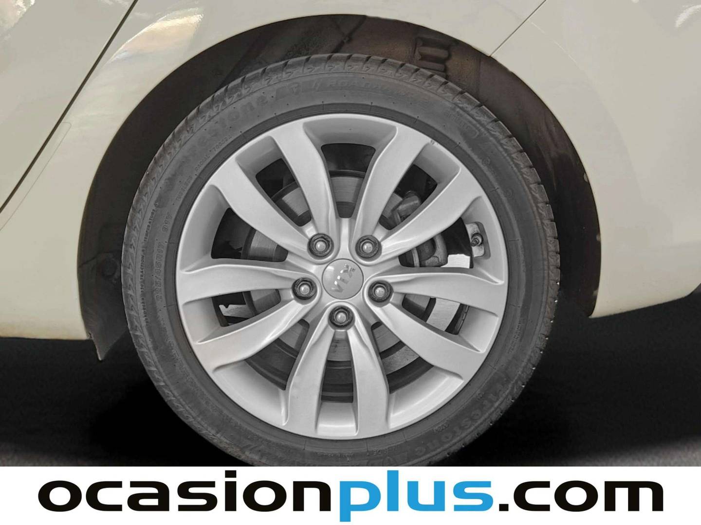 KIA Carens KIA Carens 1.6 GDi UEFA Euro 2016 Eco-Dynamics (135 CV) seminuevo