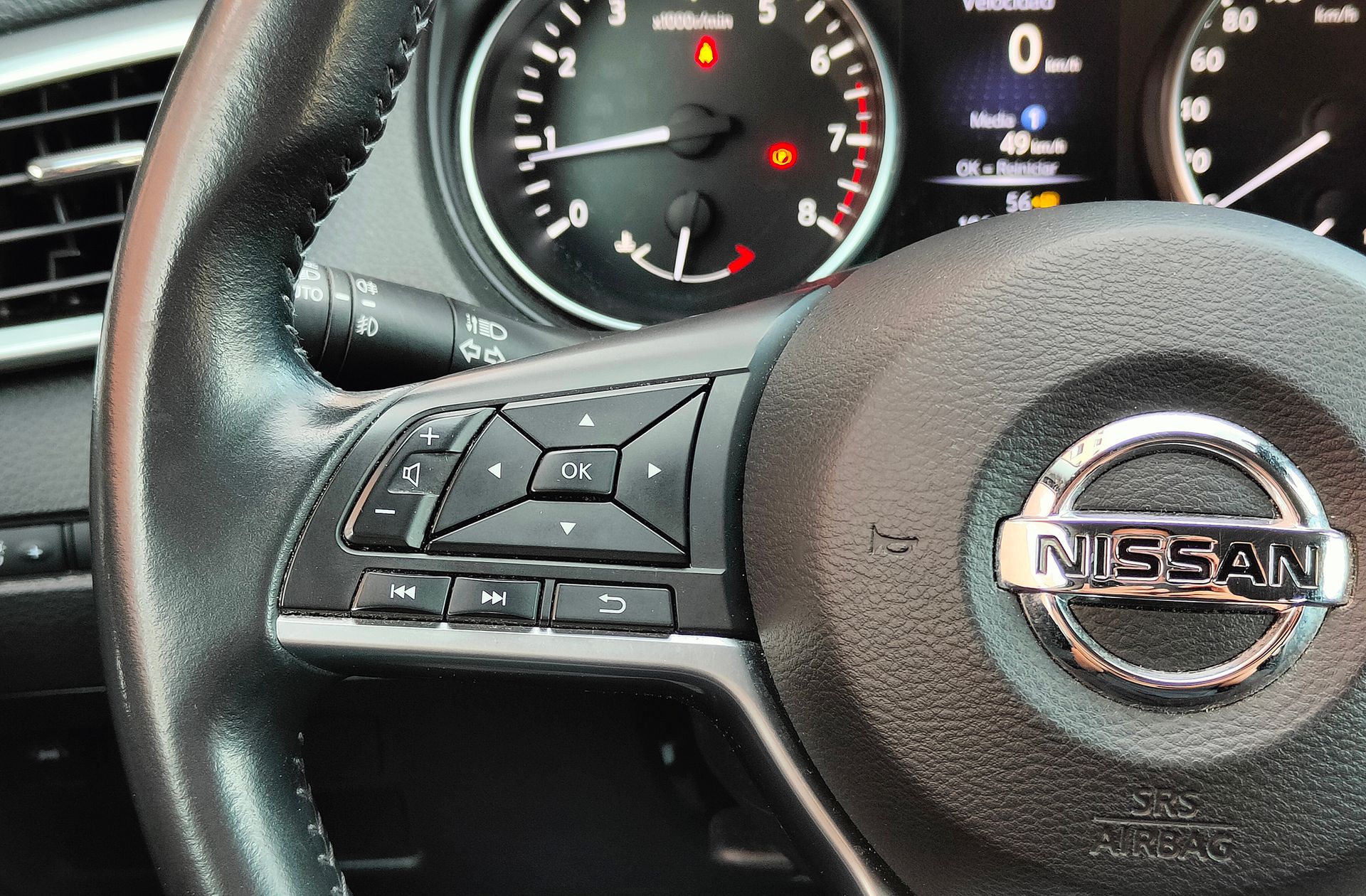 Nissan Qashqai DIG-T 115 N-Connecta 4x2 - foto 23