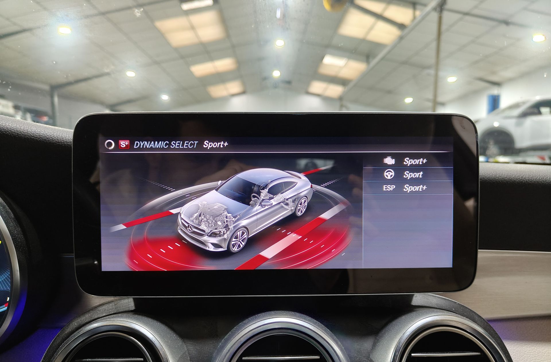 Mercedes-Benz Clase C C Coupe 300 Pack AMG - foto 12