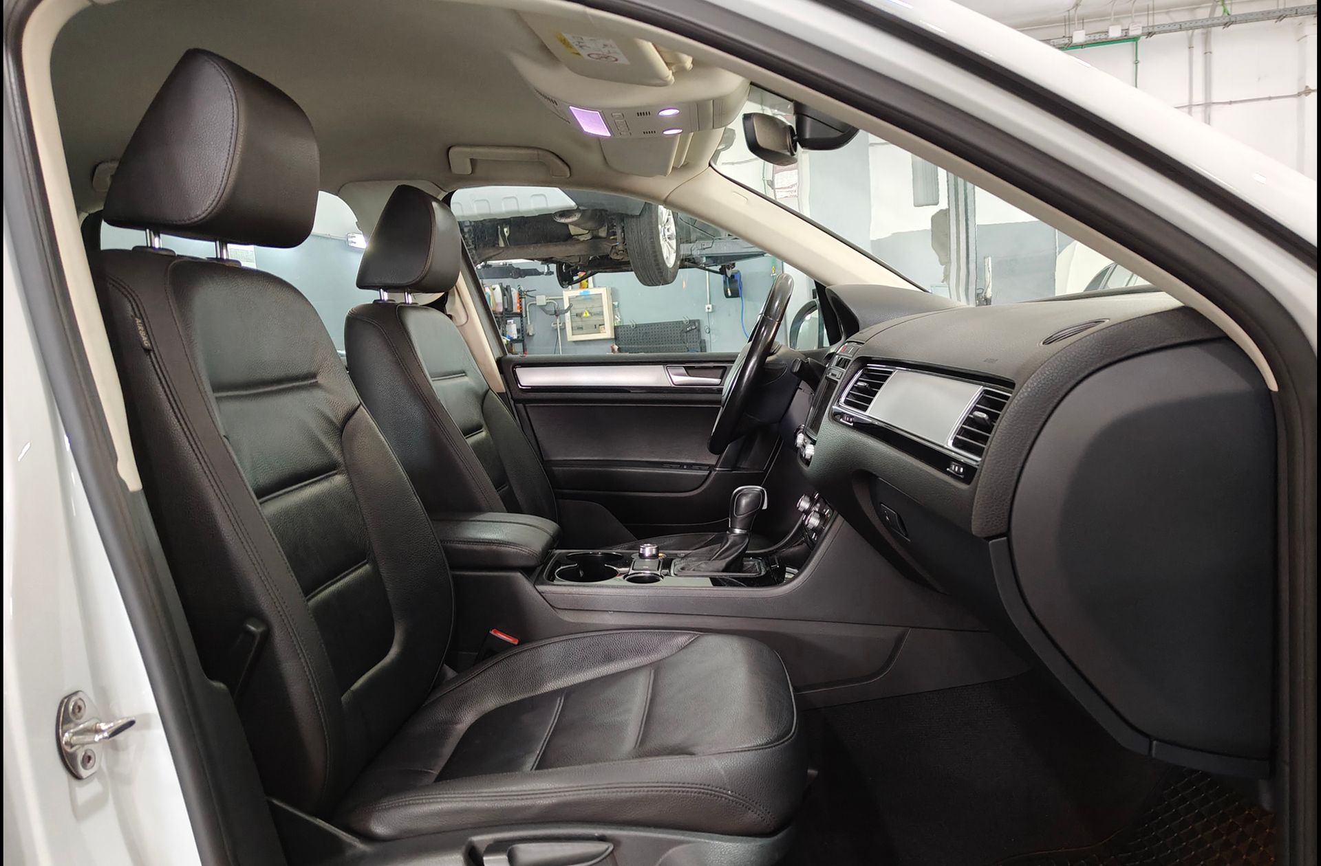 Volkswagen Touareg 3.0 TDI BMT tiptronic - foto 20