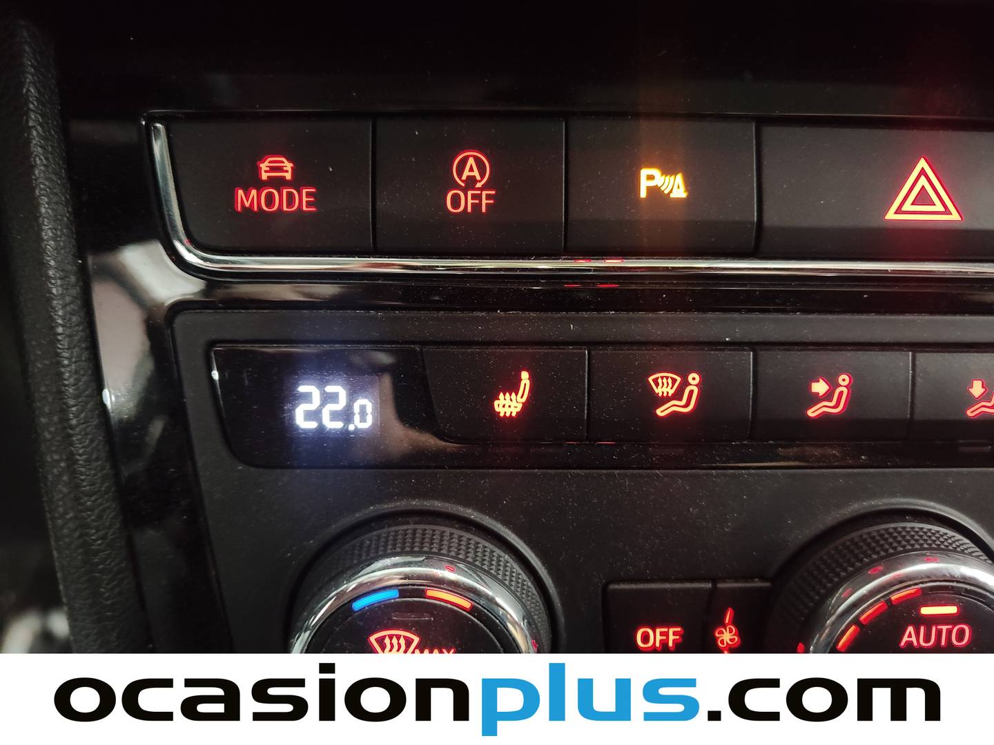 Equipamiento del Seat León Seat León ST 2.0 TDI S&S FR (184 CV)