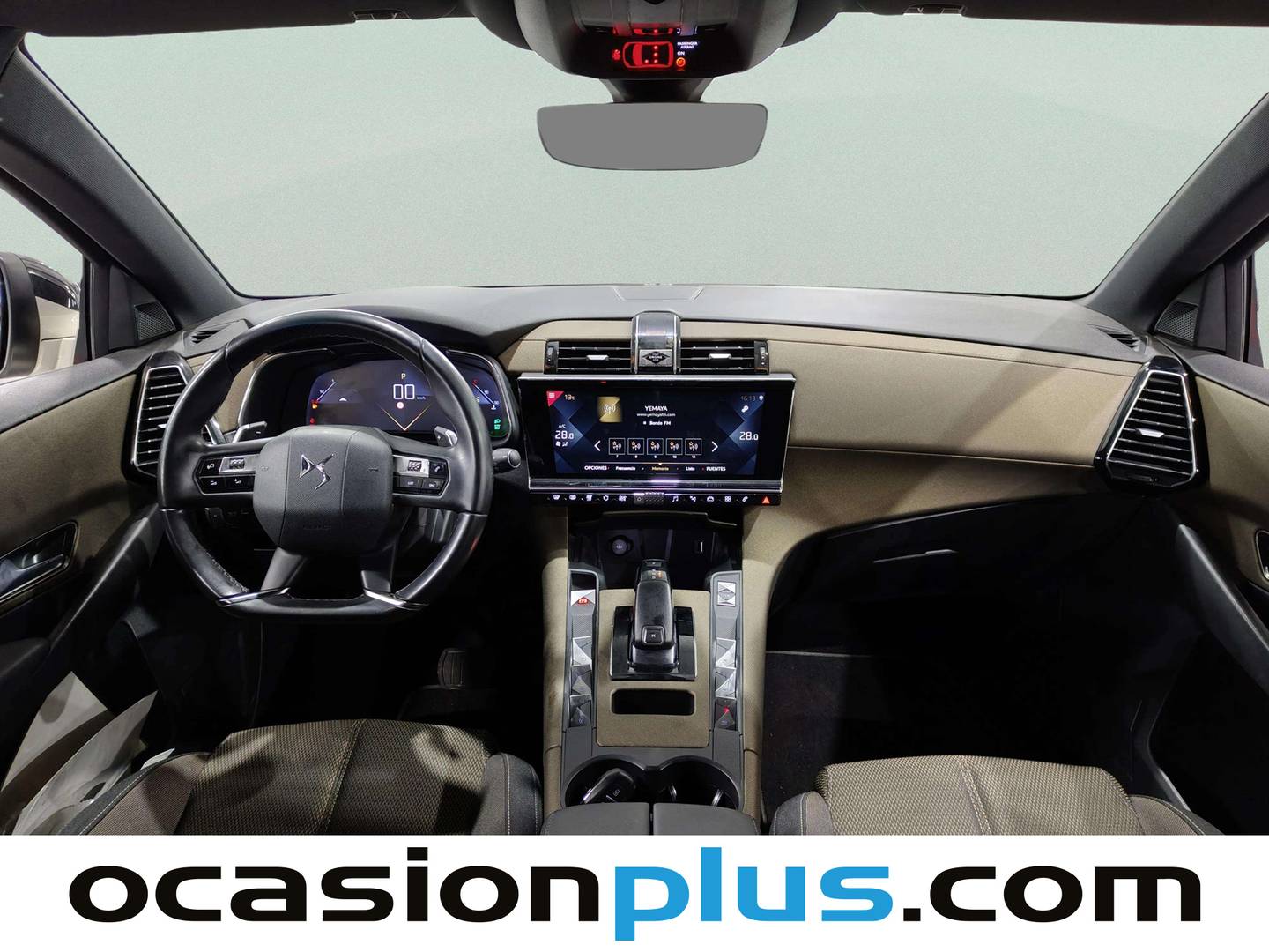 Foto DS DS 7 Crossback DS DS7 Crossback BlueHDi 130 DE Bastille + AT  (130 CV)