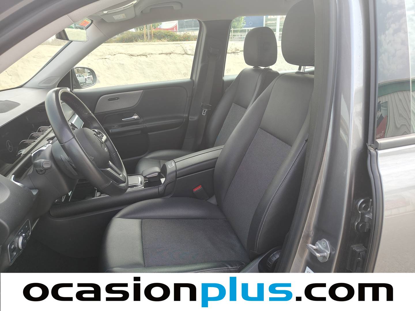 Foto asientos delanteros Mercedes GLB Mercedes GLB 180 (136 CV)