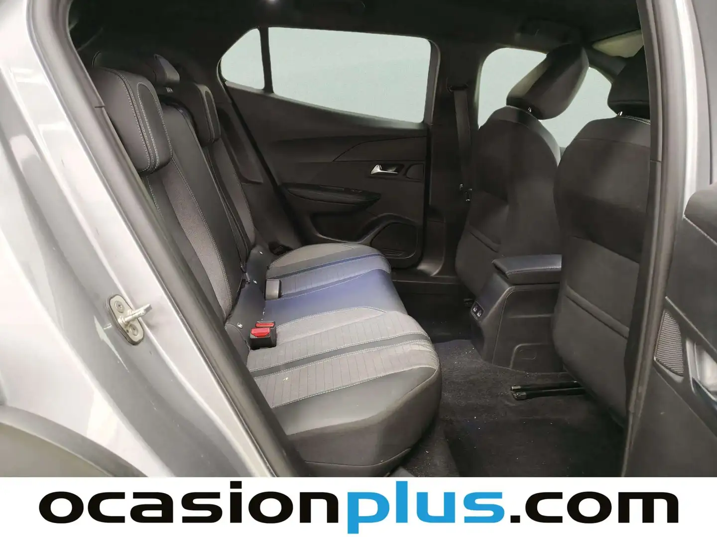 Foto Peugeot 2008 Peugeot 2008 PureTech 100 S&S Allure (100 CV)