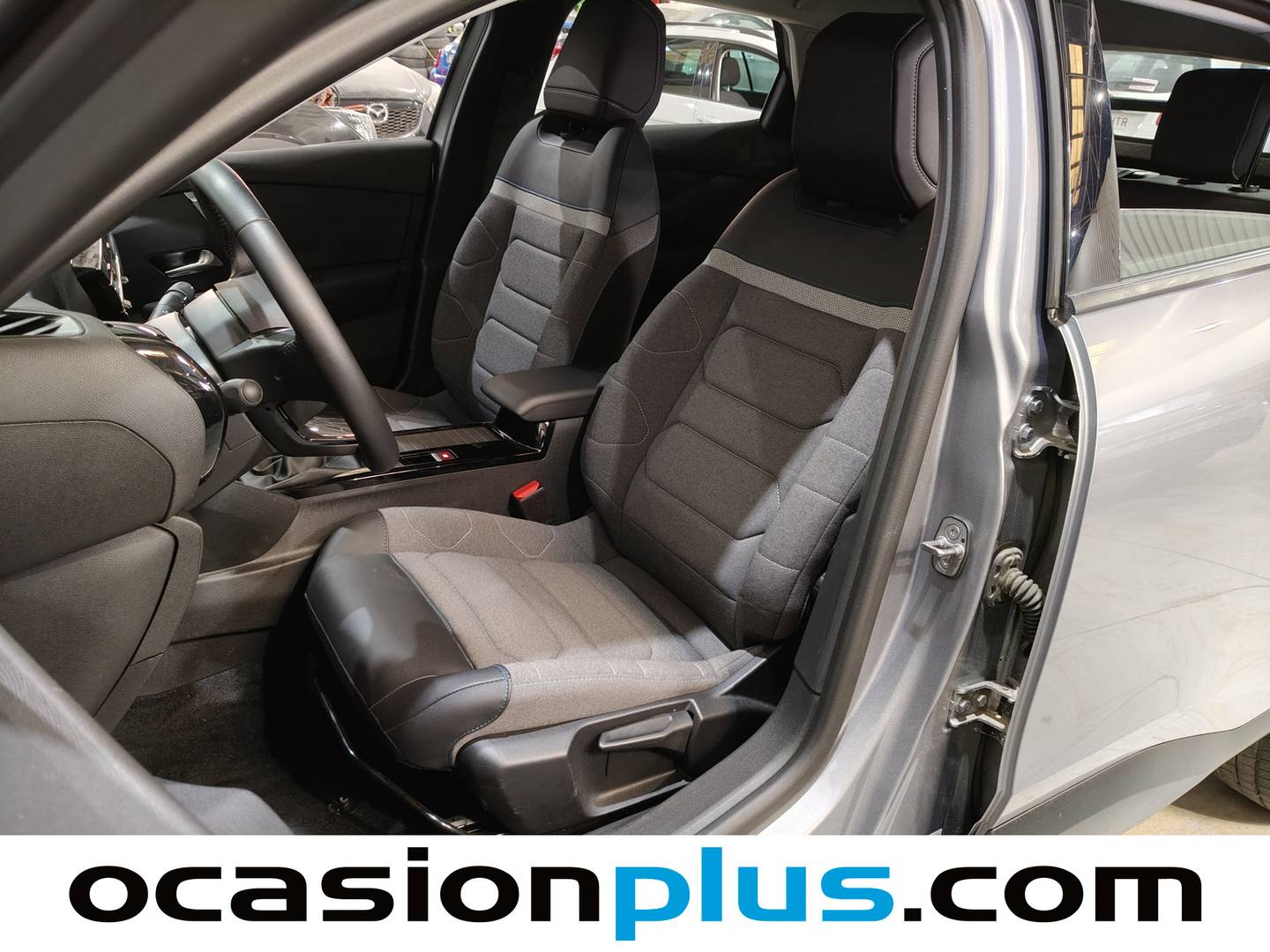 Citroën C4 Citroen C4 PureTech 130 S&S 6v Plus (131 CV) 131cv