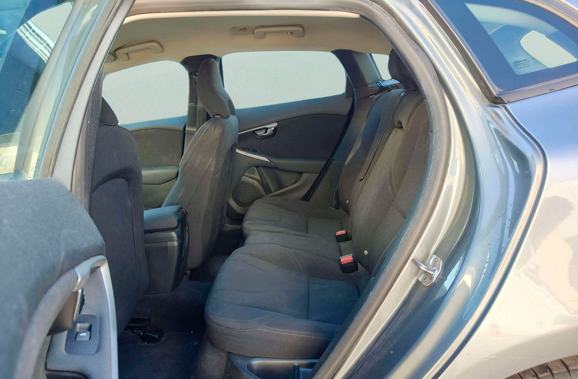 Volvo V40 D2 Kinetic - foto 9