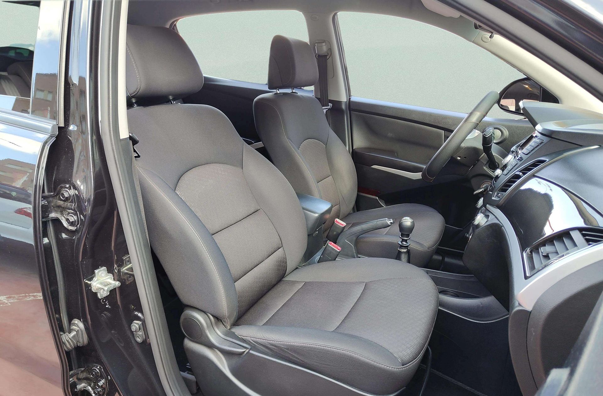 SsangYong Korando D22T Line 4x2 - foto 13