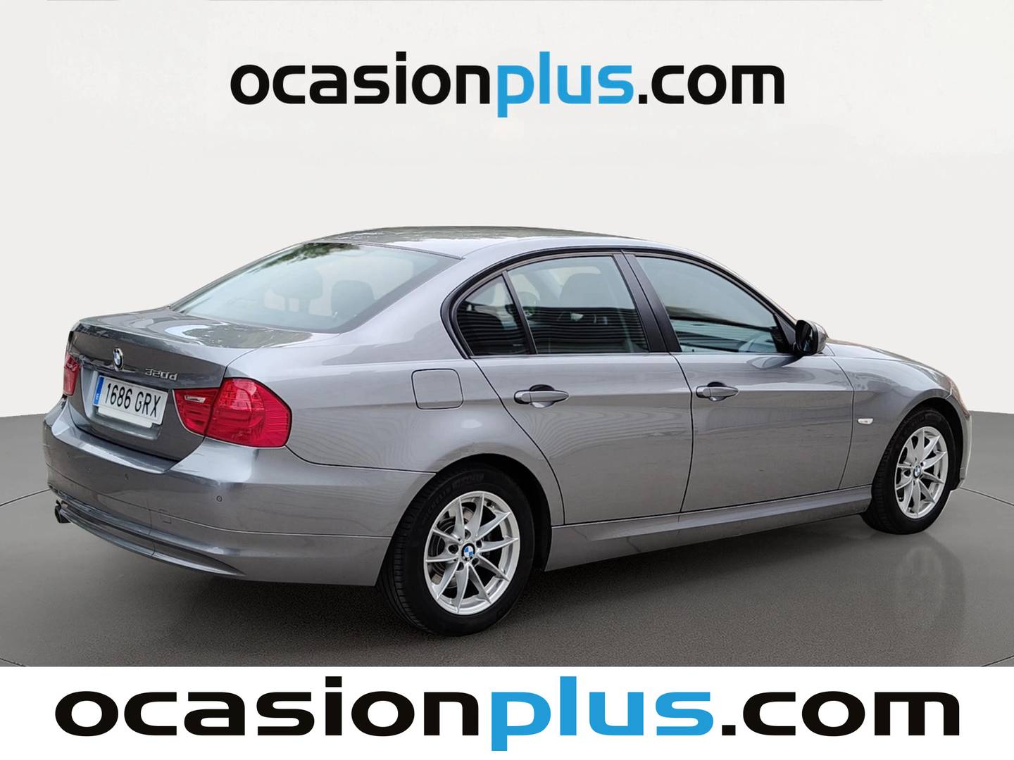 Foto trasera BMW Serie 3 BMW Serie 3 320d (177 CV) derecha